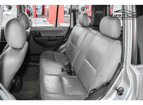 Mitsubishi Pajero TR4 2.0 4X4 16V 140CV FLEX 4P AUTOMÁTICO