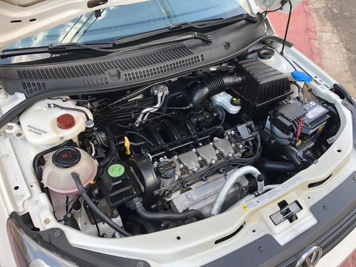 Volkswagen Saveiro Robust 1.6 Total Flex 8v