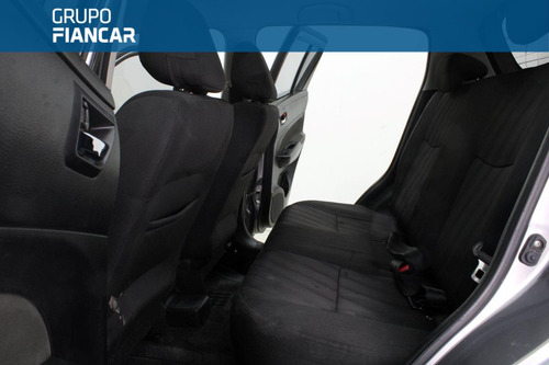 Imagen 10 de 14 de Suzuki Swift Gl 2015