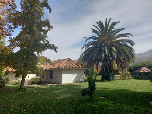 Venta  De Maravillosa Y Acogedora  Casa Estilo Colonial