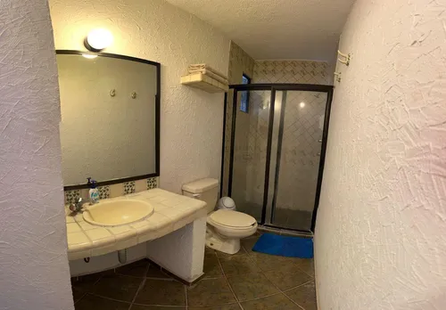 Casa En Venta En Teques Frente Al Lago