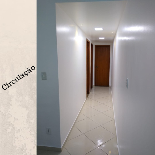 Apartamento 02 Qts Com Suíte E Quintal!