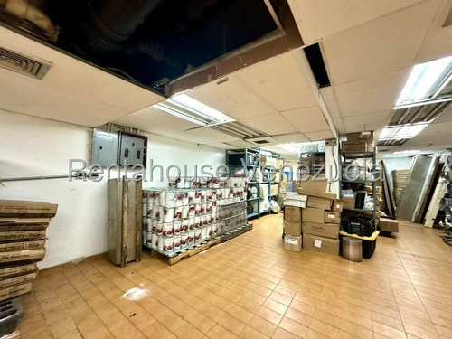 Excelente Local Comercial En Alquiler En Los Palos Grandes, 25-9993