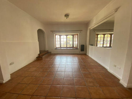 Imagen 20 de 30 de Hermosa Casa Familiar En Zona Parque