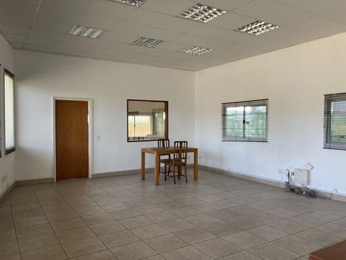 Imagen 28 de 30 de Nave Industrial 1.400m2 - Parque Industrial Pilar