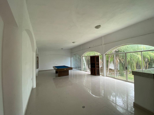 Quinta En Venta O Renta En El Barrial Zona Carretera Nacional
