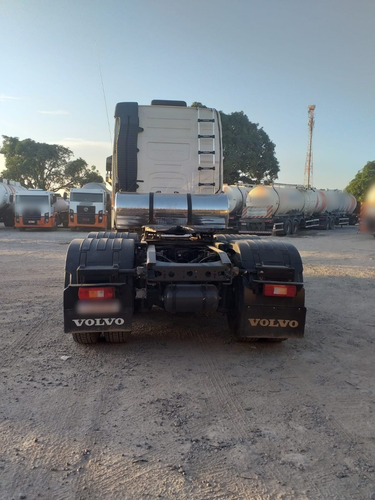 Imagem 8 de 12 de Volvo Fh540 6x4 2020 Bug Leve C/ Suspensão De Mola