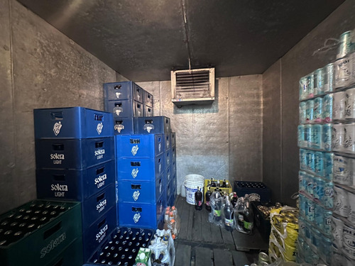 Licoreria Se Vende Fondo De Comercio Sebucan Pie De Calle