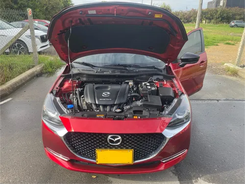 Mazda 2 1,5 touring carbon edition