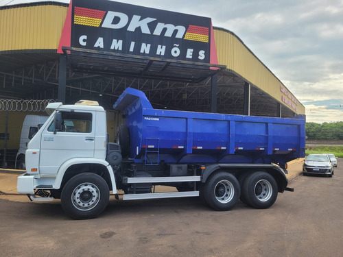 Vw/17.250 E 2011 Worker 6x2 Caçamba 12 M3