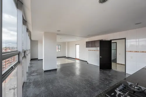 Edificio En Arriendo/venta En Chico Norte. Cod A1094082