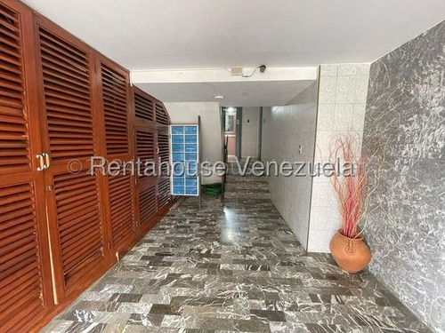 Daniela Linarez Vende Excelente Apartamento En Urbanizacion Del Este De Barquisimeto Con Todos Los Servicios Básicos Acabados De Primera Y Seguridad Las 24 Horas