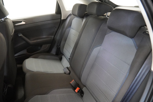 Volkswagen Nivus 1.0 200 TSI TOTAL FLEX COMFORTLINE AUTOMÁTICO