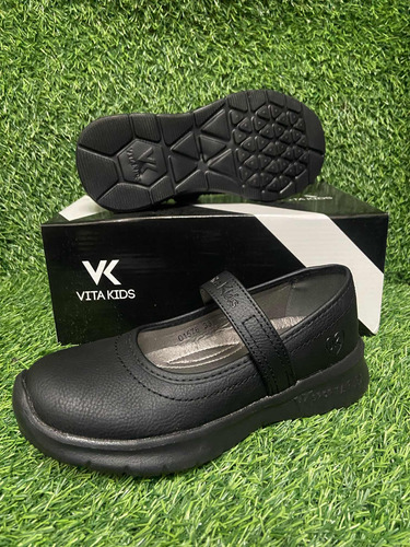 Zapatos Escolares Para Niñas Marca Vitakids, Modelo 1576