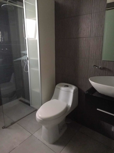 Imagen 7 de 8 de Hermoso Apartamento Se Alquila Amueblado