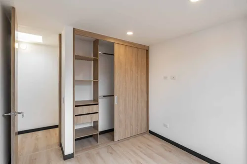 Casa En Arriendo/venta En Canelon. Cod A22482