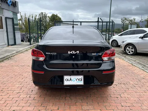 Kia Soluto 1.4 Emotion Mt