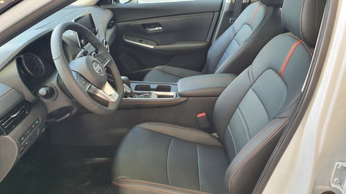 Imagen 4 de 6 de Nuevo Sentra Sr Cvt 2.0