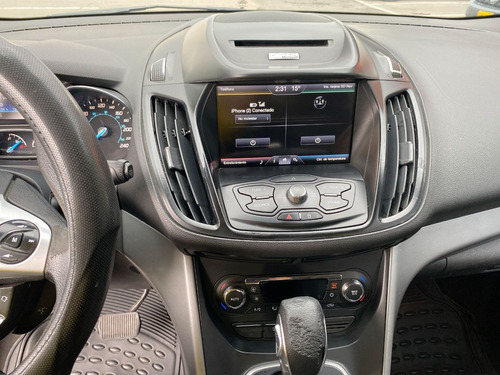 Imagen 19 de 25 de Ford Escape Se 2014