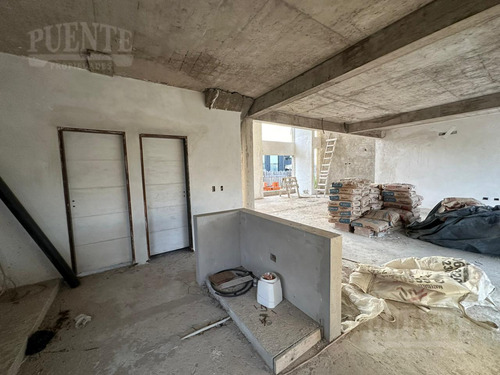 Obra En Construcción A La Venta En Lagos De Canning 1