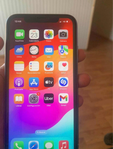 iPhone 11. 64 Gb