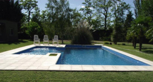 Casa En Venta - 6 Dormitorios 4 Baños - Mendoza