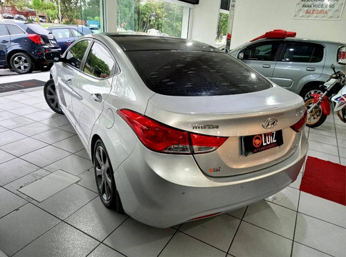 Imagem 3 de 7 de Hyundai Elantra 1.8 Gls 16v Gasolina 4p Automático