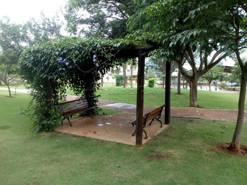 Imagem 5 de 10 de Apartamentos - Ref: V4983