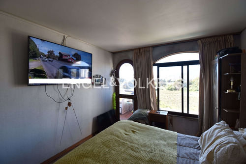 Venta De Departamento En La Avenida Del Mar
