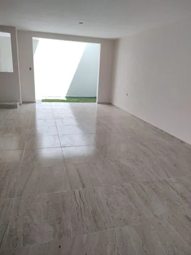 Venta De Casa En Hacienda Corralejo (v)