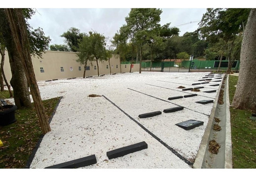 Imagem 8 de 9 de Loja Para Locação Com 239m² No Ao Lado Do Parque São Lourenço Esquina Da Mateus Leme - Pr - Lo0048_caza