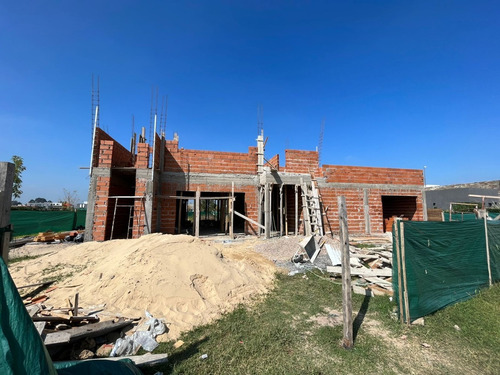 Imagen 9 de 10 de Venta De Casa A Estrenar, En La Alameda, Canning