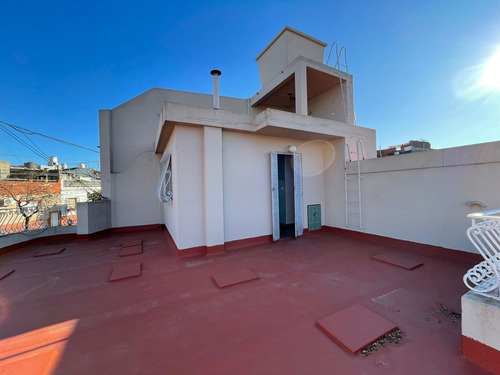 Imagen 17 de 22 de Gran Casa 4 Amb Con Patio Y Terraza A La Venta Ubicado En Nueva Pompeya, Capital Federal, Buenos Aires