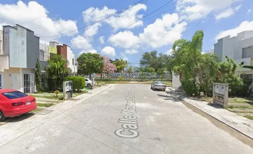 Casa De Recuperacion Bancaria En Calle Mariano Matamoros Sm 215, Cancún. _jcbb5