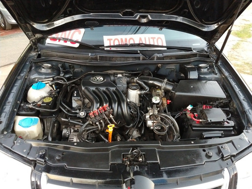 Volkswagen Bora 2.0 Gnc Muy Bueno Tomo Auto Fcio X Bco