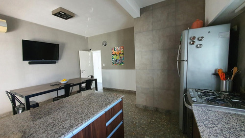 Imagen 15 de 19 de Gelly Y Obes 900. Villa Sarmiento
