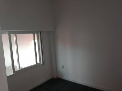 Imagen 11 de 11 de Casa Ph En Venta - Castelar Norte - 4 Ambientes