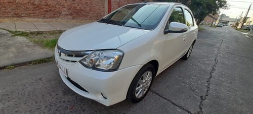 Imagen 9 de 16 de Toyota Etios 2016 1.5 Sedan Xls