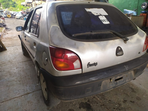 Imagem 3 de 7 de Ford Fiesta Street 2002 1.0 8v Sucata Somente Peças