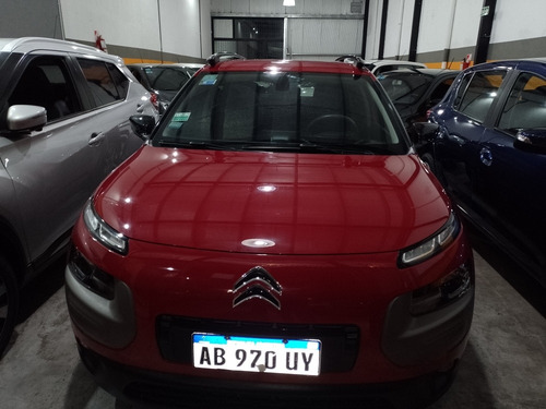 Imagen 23 de 24 de Citroën C4 Cactus 2017 1.2 Puretech 110 At6 S&s Shine