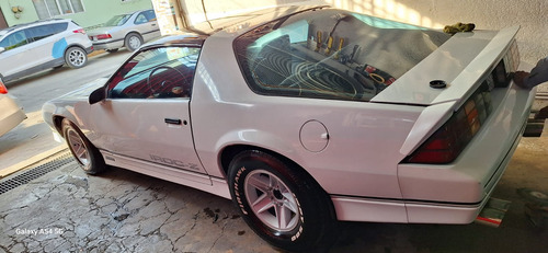 Camaro Iroc Z Modelo 1988, V8.