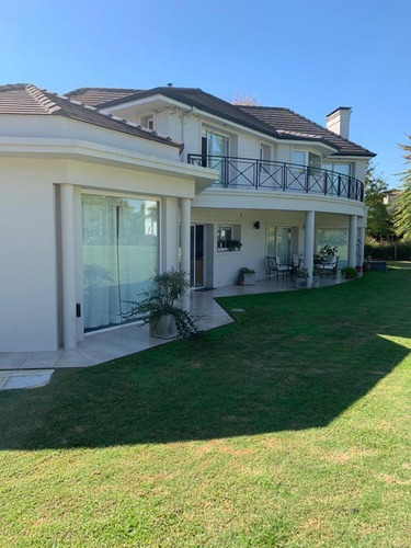 Imagen 2 de 30 de Casa - Ayres De Pilar