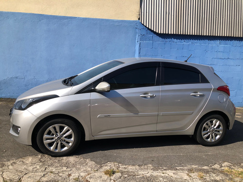 Hyundai HB20 1.0 Comfort Plus Flex 5p