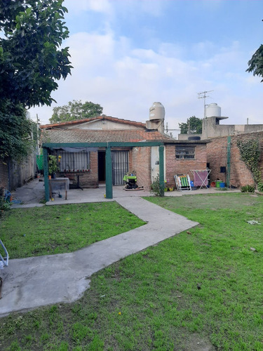 Imagen 27 de 27 de Casa En Lindo Barrio En Luis Guillón