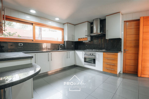 Excusivo Condominio De 3 Lujosas Y Unicas Casas