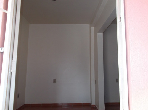 Imagem 6 de 19 de Casa Para Venda, 2 Dormitórios, Medianeira - Porto Alegre - 1188