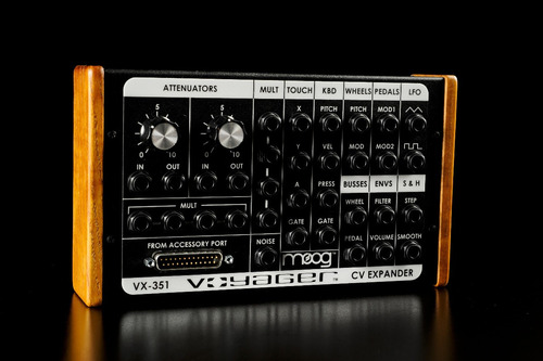 Imagen 2 de 2 de Vx-351 Expansión De Control Cv Para Moog Voyager Audiotecna