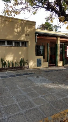 Imagen 1 de 8 de Casa - Pilar