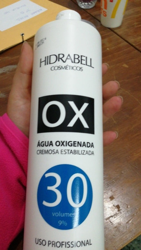 Crema Oxigenada A Estabilizada 30 Vol 9%, De 900 Ml 