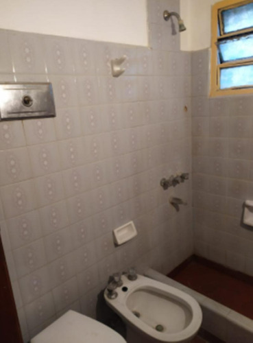 Imagen 9 de 16 de Casa En Alquiler Castelar